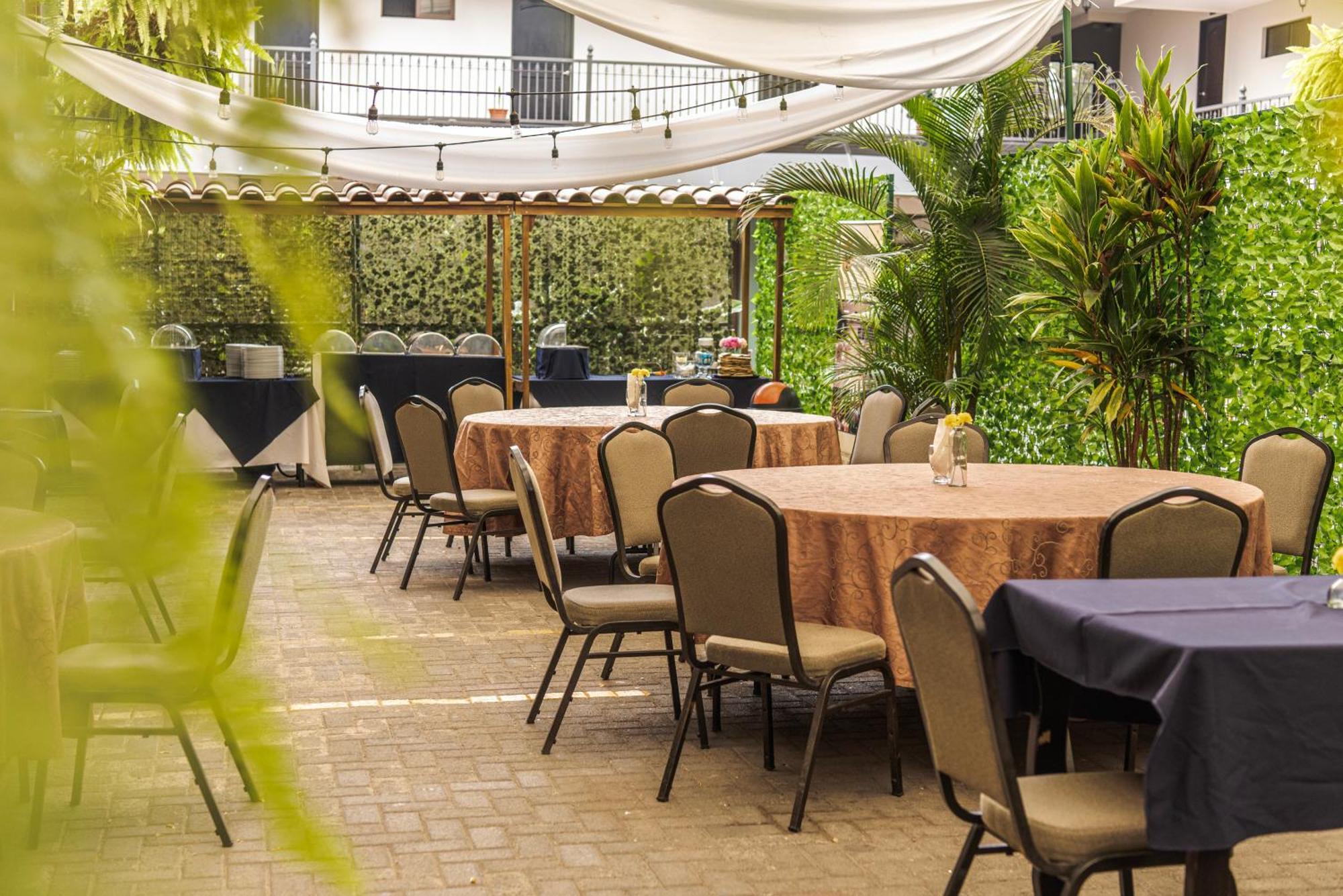 Hotel Y Restaurante El Guarco Cartago Bagian luar foto